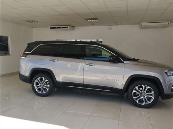 JEEP-COMMANDER-1.3 T270 TURBO FLEX LONGITUDE AT6 JEEP-COMMANDER-2025