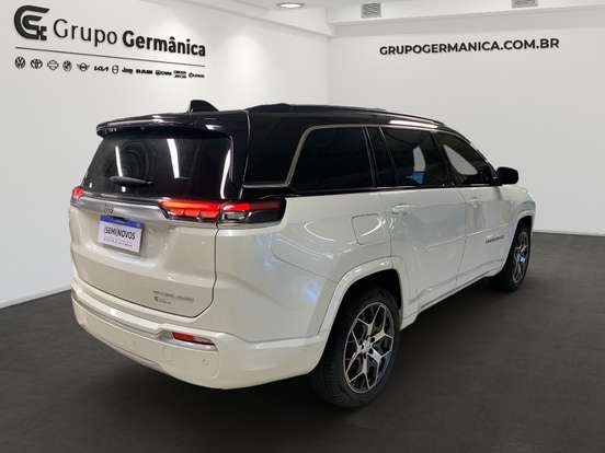 JEEP-COMMANDER-2022