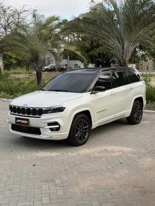 JEEP COMMANDER 2.0 HURRICANE 4 TURBO GASOLINA OVERLAND AT9 JEEP COMMANDER 2.0 HURRICANE 4 TURBO GASOLINA OVERLAND AT9