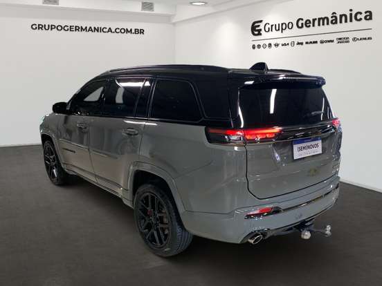 JEEP-COMMANDER-2024