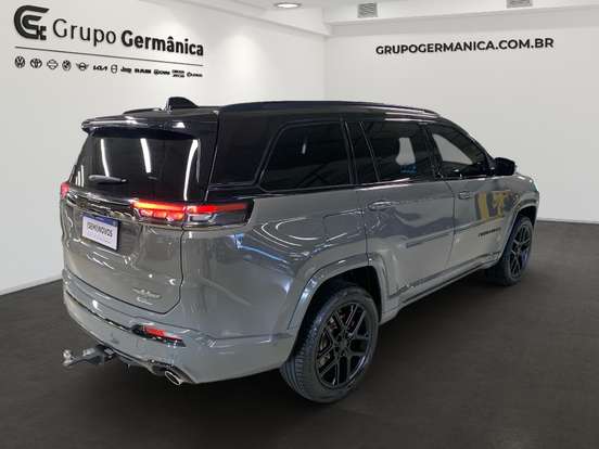 JEEP-COMMANDER-2.0 HURRICANE 4 TURBO GASOLINA BLACKHAWK AT9 JEEP-COMMANDER-2024