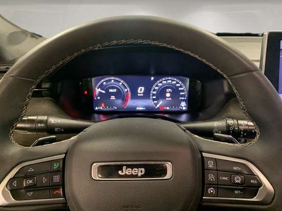 JEEP-COMMANDER-2024