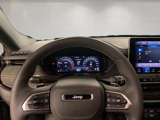 JEEP-COMMANDER-2.0 HURRICANE 4 TURBO GASOLINA BLACKHAWK AT9 JEEP-COMMANDER-2025