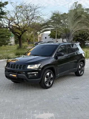 JEEP COMPASS 2.0 16V DIESEL NIGHT EAGLE 4X4 AUTOMÁTICO JEEP COMPASS 2.0 16V DIESEL NIGHT EAGLE 4X4 AUTOMÁTICO