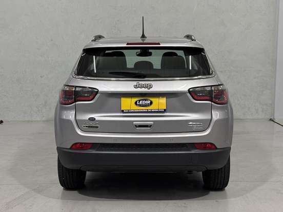JEEP-COMPASS-2.0 16V DIESEL LIMITED 4X4 AUTOMÁTICO JEEP-COMPASS-2019