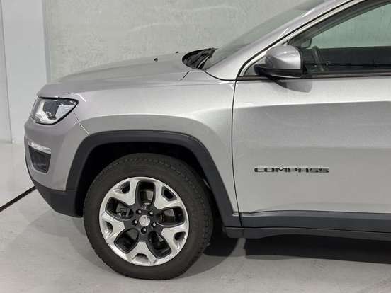 JEEP-COMPASS-2.0 16V DIESEL LIMITED 4X4 AUTOMÁTICO JEEP-COMPASS-2019