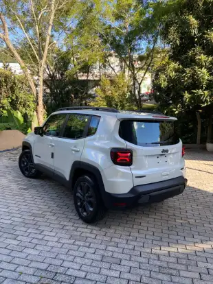 JEEP-RENEGADE-2025