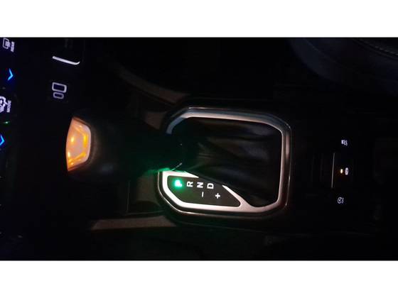 /en/city/cate-car-used-car/jeep-renegade-2024-1-3-t270-turbo-flex-longitude-at6-48553812353418240/-15