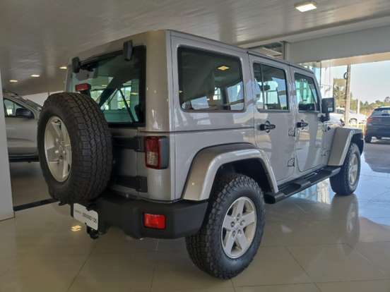 JEEP-WRANGLER-3.6 UNLIMITED SAHARA 4X4 V6 GASOLINA 4P AUTOMÁTICO JEEP-WRANGLER-2018