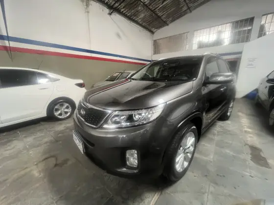 KIA SORENTO 2.4 16V GASOLINA EX AUTOMÁTICO KIA SORENTO 2.4 16V GASOLINA EX AUTOMÁTICO