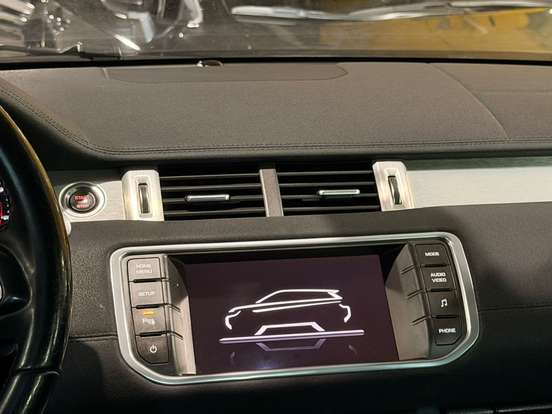 LAND ROVER-RANGE ROVER EVOQUE-2.0 PURE TECH 4WD 16V GASOLINA 4P AUTOMÁTICO LAND ROVER-RANGE ROVER EVOQUE-2013