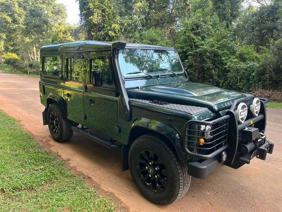 LAND ROVER DEFENDER 2.4 110 SW 4X4 TURBO DIESEL 4P MANUAL