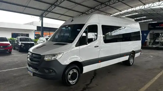 MERCEDES-BENZ-SPRINTER-2023