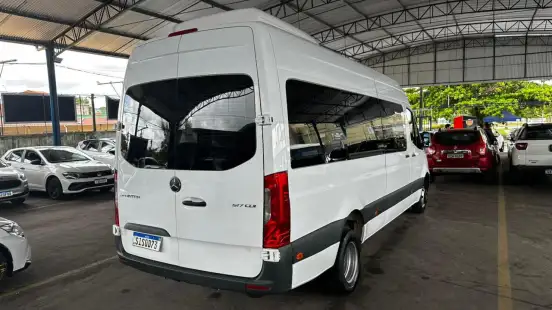 MERCEDES-BENZ-SPRINTER-2023