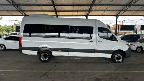 MERCEDES-BENZ-SPRINTER-2023