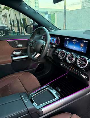 MERCEDES-BENZ-GLA 200-2025