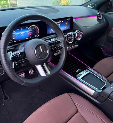 MERCEDES-BENZ-GLA 200-2025