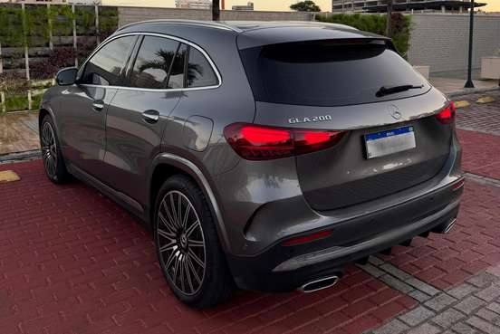 MERCEDES-BENZ-GLA 200-2025
