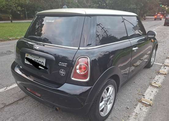 MINI-ONE-2013