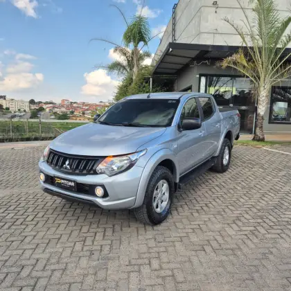 MITSUBISHI L200 TRITON 2.4 16V TURBO DIESEL OUTDOOR GLX CD 4X4 MANUAL
