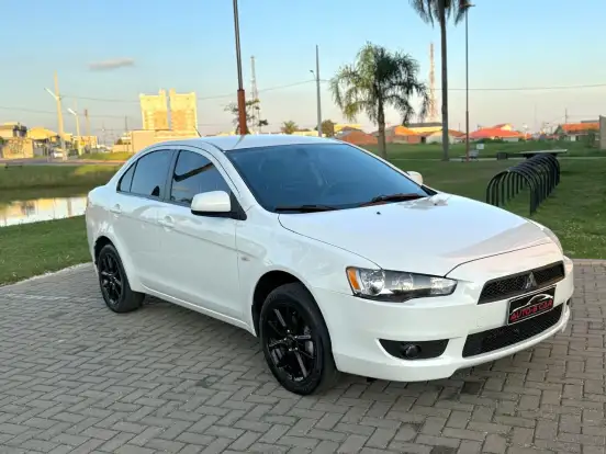 MITSUBISHI-LANCER-2.0 HL 16V GASOLINA 4P AUTOMÁTICO MITSUBISHI-LANCER-2015