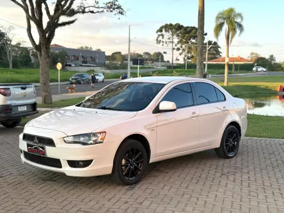 MITSUBISHI-LANCER-2015