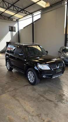 MITSUBISHI-PAJERO TR4-2010