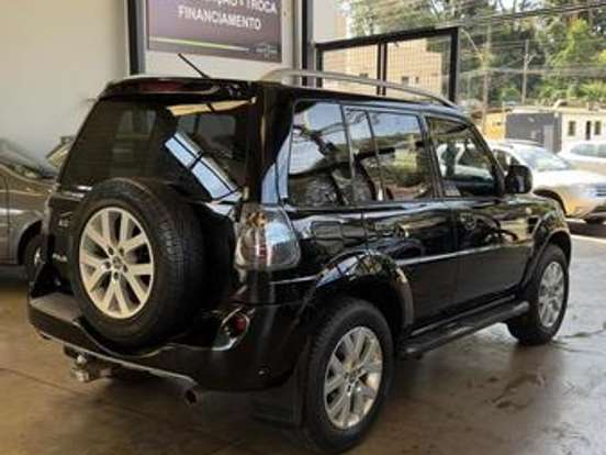 MITSUBISHI-PAJERO TR4-2.0 4X4 16V 140CV FLEX 4P AUTOMÁTICO MITSUBISHI-PAJERO TR4-2010