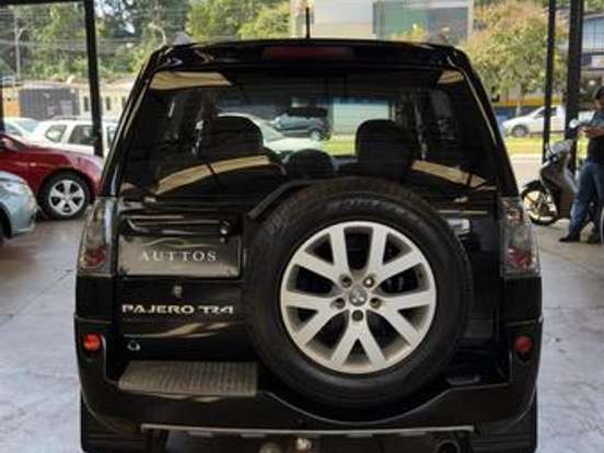MITSUBISHI-PAJERO TR4-2.0 4X4 16V 140CV FLEX 4P AUTOMÁTICO MITSUBISHI-PAJERO TR4-2010
