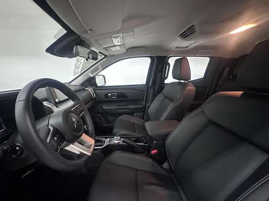MITSUBISHI-TRITON-2025