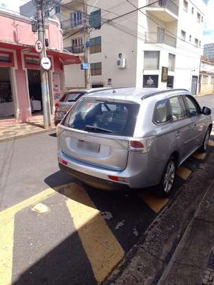 MITSUBISHI-OUTLANDER-2.0 16V GASOLINA 4P AUTOMÁTICO MITSUBISHI-OUTLANDER-2014