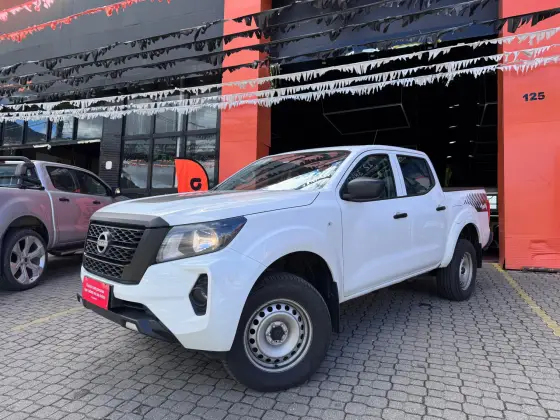 NISSAN FRONTIER 2.3 16V TURBO DIESEL S CD 4X4 MANUAL NISSAN FRONTIER 2.3 16V TURBO DIESEL S CD 4X4 MANUAL