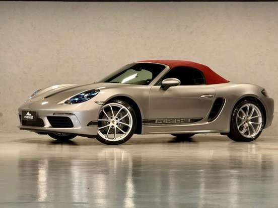 PORSCHE-718-2024