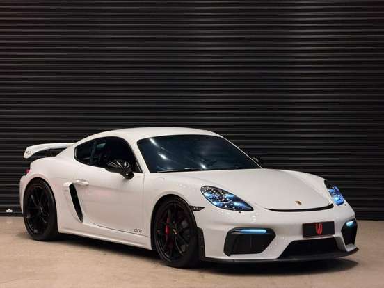 PORSCHE-718-2021