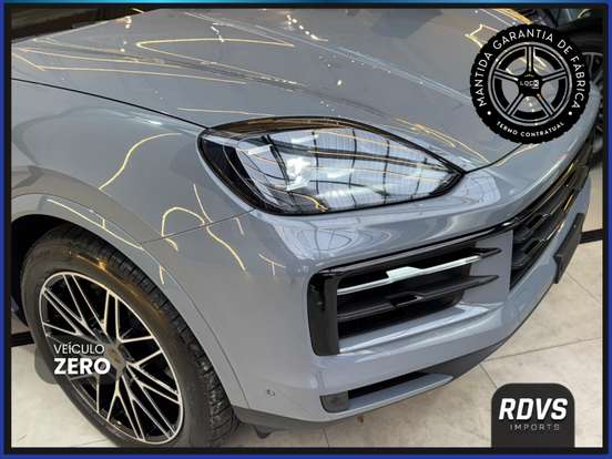PORSCHE-CAYENNE-2025