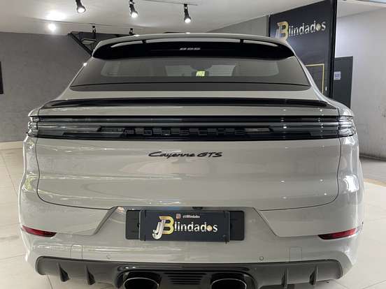 PORSCHE-CAYENNE-2025