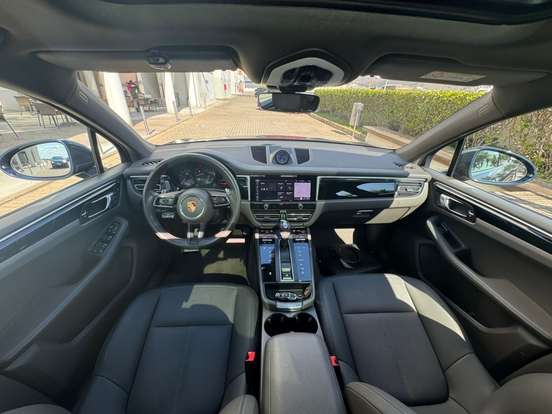 PORSCHE-MACAN-2022