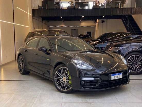 PORSCHE-PANAMERA-2025