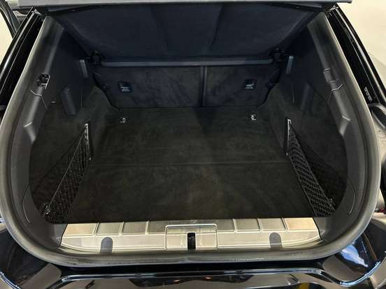 PORSCHE-PANAMERA-2010