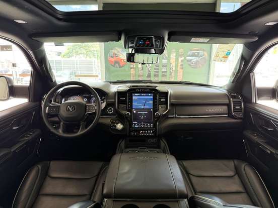 RAM-1500-5.7 V8 GASOLINA LIMITED CD 4X4 AUTOMÁTICO RAM-1500-2023
