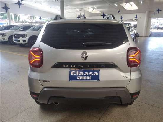 RENAULT-DUSTER-2024
