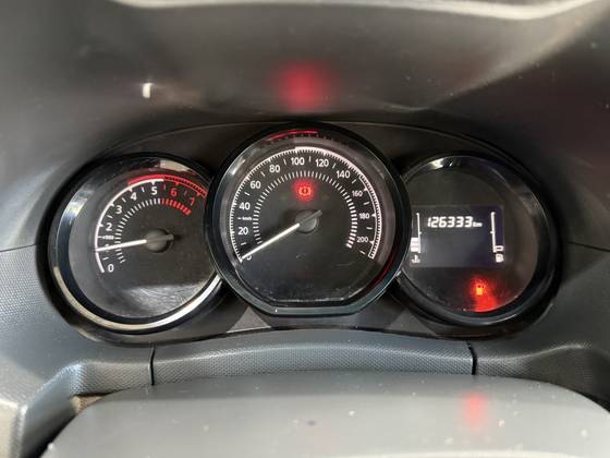 /en/city/cate-car-used-car/renault-duster-oroch-2020-1-6-16v-sce-flex-express-manual-49911354349455360/-10