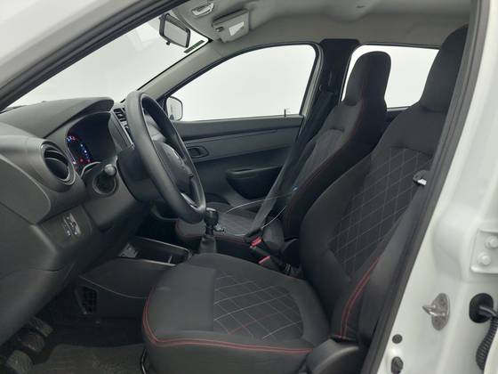 /en/city/cate-car-used-car/renault-kwid-2026-1-0-12v-sce-flex-zen-manual-48541228719997952/-16
