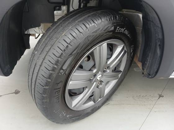 /en/city/cate-car-used-car/renault-kwid-2026-1-0-12v-sce-flex-zen-manual-48538810516046848/-11