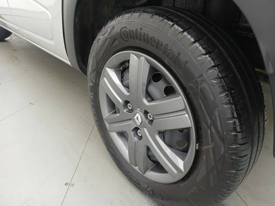/en/city/cate-car-used-car/renault-kwid-2026-1-0-12v-sce-flex-zen-manual-48538810516046848/-12