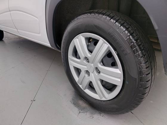 /en/city/cate-car-used-car/renault-kwid-2025-1-0-12v-sce-flex-zen-manual-48542109993666560/-12