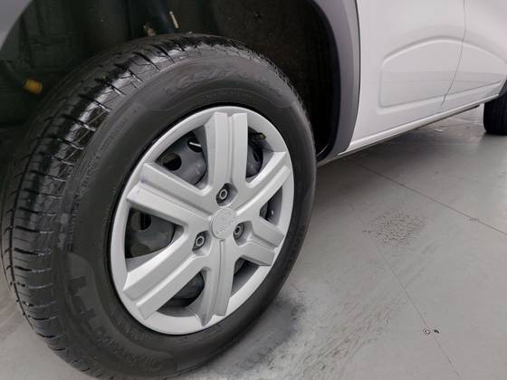 /en/city/cate-car-used-car/renault-kwid-2025-1-0-12v-sce-flex-zen-manual-48542109993666560/-13