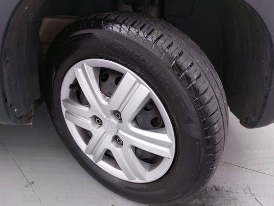 /en/city/cate-car-used-car/renault-kwid-2025-1-0-12v-sce-flex-zen-manual-48542109993666560/-14
