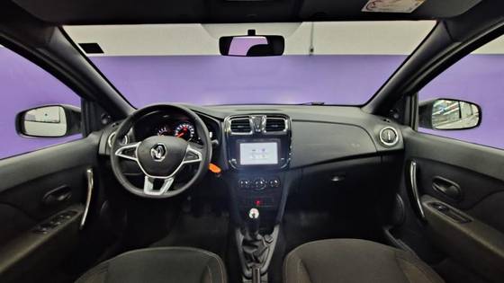 /en/city/cate-car-used-car/renault-logan-2025-1-0-12v-sce-flex-zen-manual-48541741361530880/-9