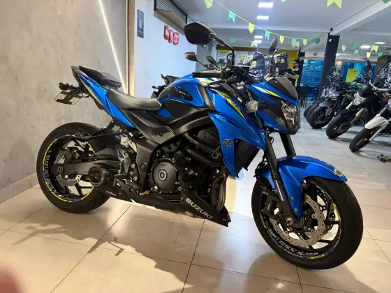 SUZUKI GSX-S750A SUZUKI GSX-S750A